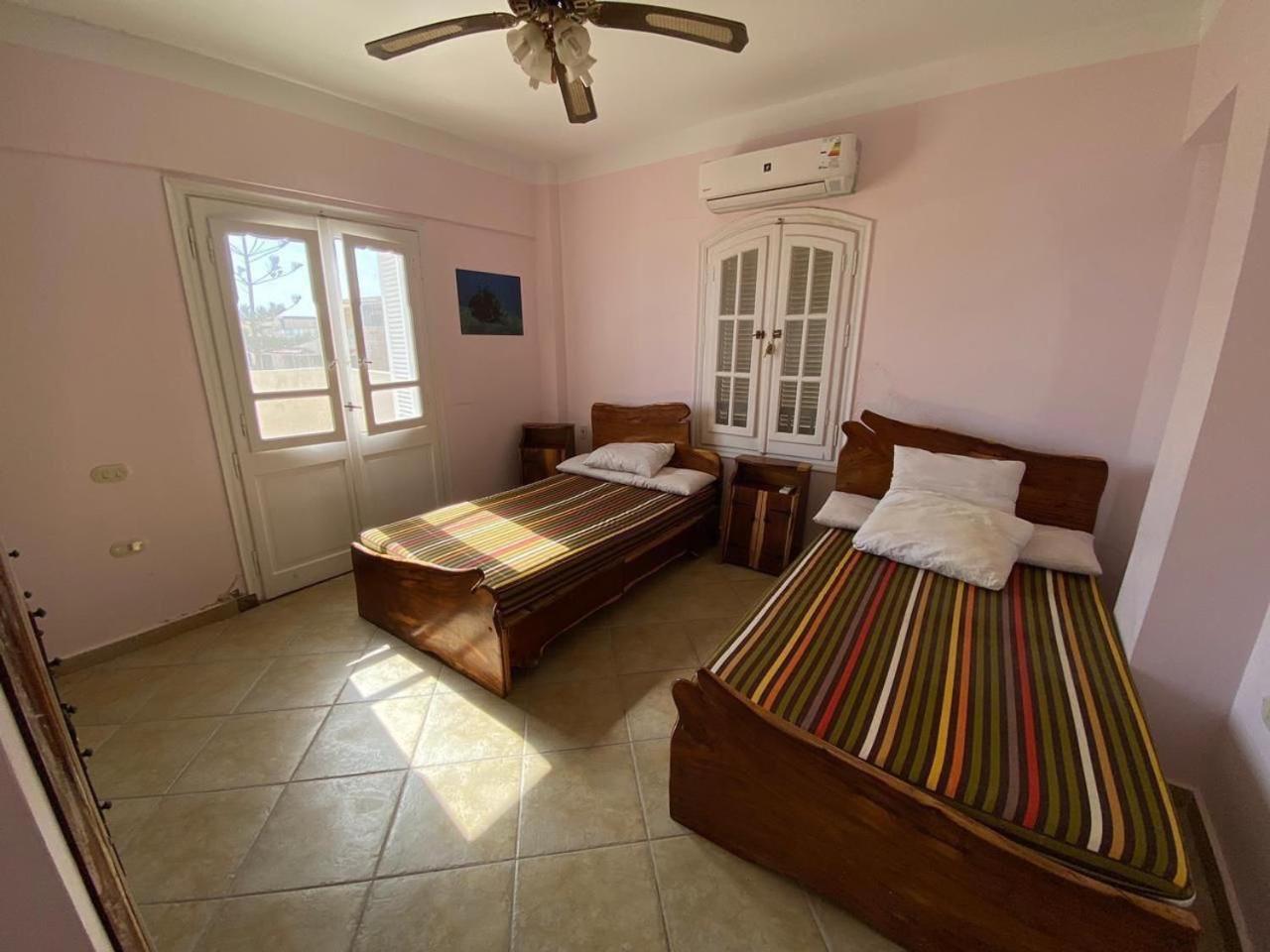 Beachfront Chalet In Green Beach, North Coast العلمين الغرفة الصورة